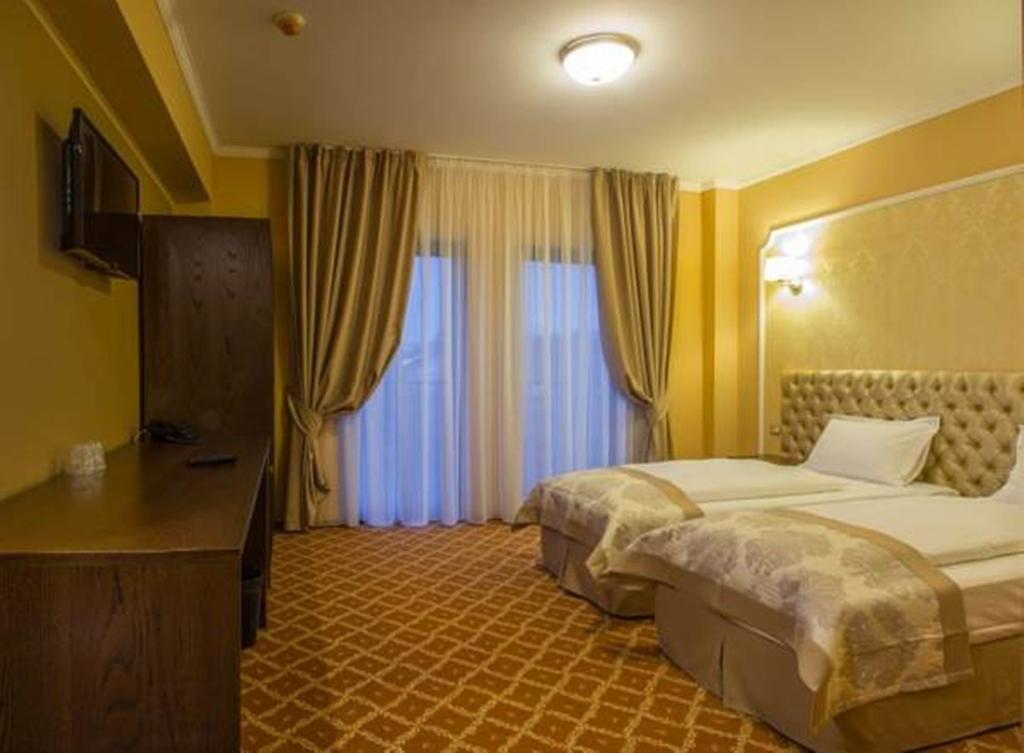 Hotel Bulevard Hunedoara Eksteriør bilde